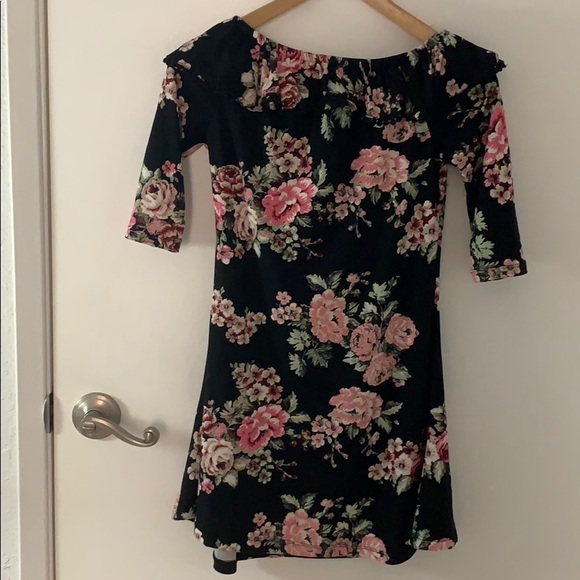 NWOT Nice, soft floral dress for summer - Picture 1 of 2